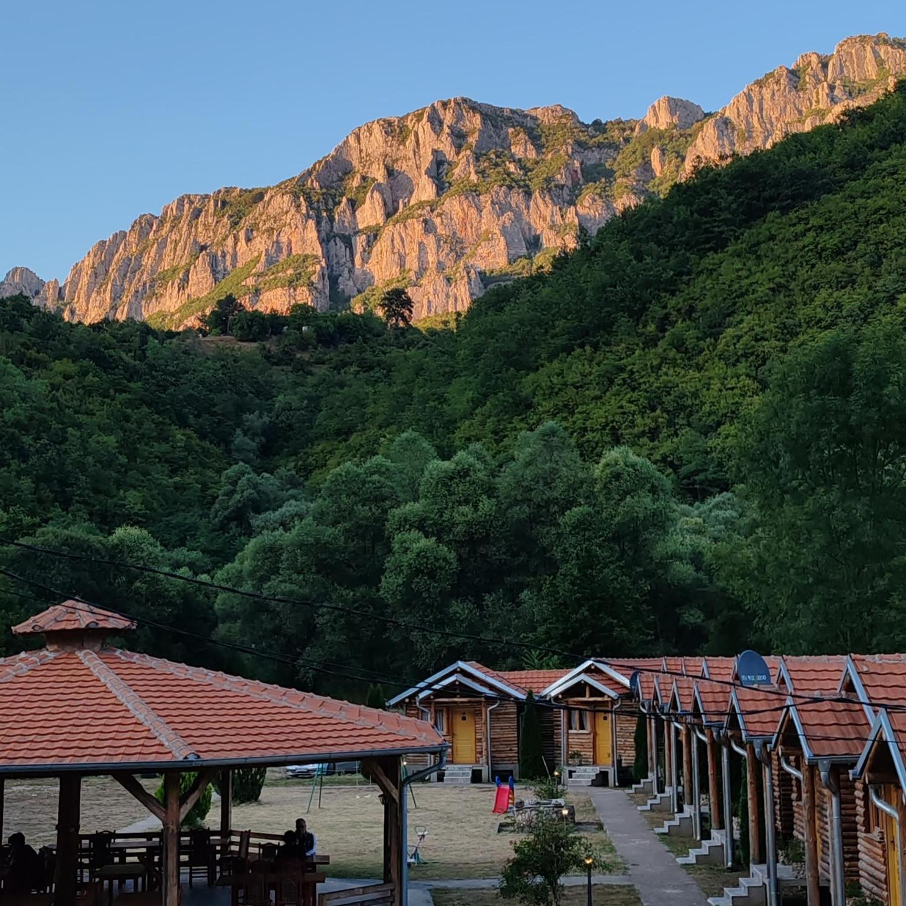 Juzni Vetar Otel Trnski Odorovci Dış mekan fotoğraf