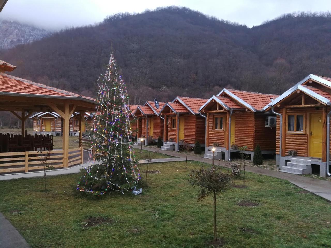 Juzni Vetar Otel Trnski Odorovci Dış mekan fotoğraf