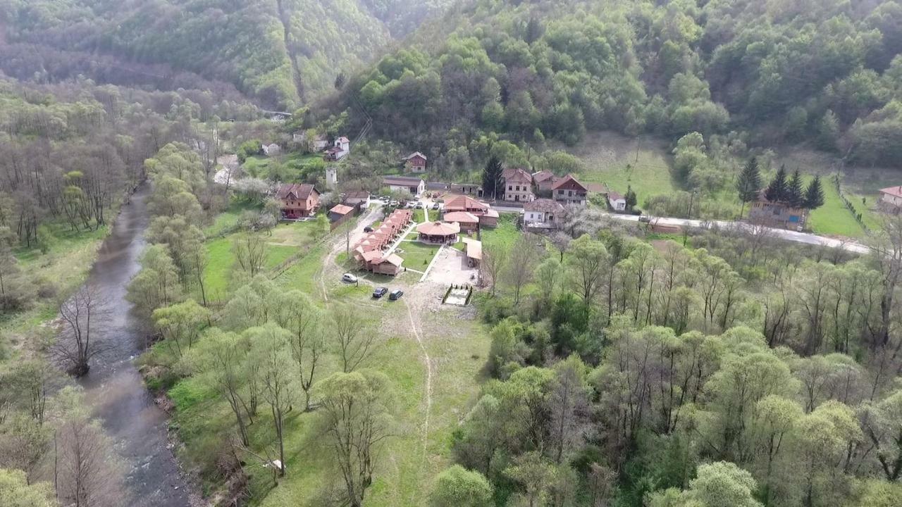 Juzni Vetar Otel Trnski Odorovci Dış mekan fotoğraf